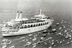 The P&O cruise ship Canberra returns to Southampton water after service as a troopship