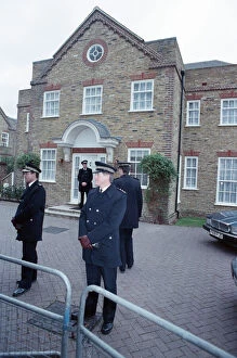 01303 Collection: Police outside the new home of Margaret and Denis Thatcher in Dulwich