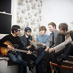 00123 Prints: Pop group Manfred Mann in Alpha studios during 1964 rehearsal of 54321 for Thank