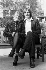 00536 Prints: Pop singer and actress Marianne Faithfull who has recently left bexley Hospital