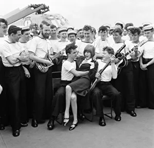 01472 Prints: Pop singer Cilla Black visits the missile destroyer HMS London to open the closed circuit