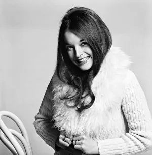00051 Prints: Pop Singer Diane Solomons. February 1975 75-00676-001
