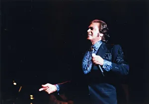 00387 Prints: Pop singer Engelbert Humperdinck in concert in Cardiff - 8th February 1998
