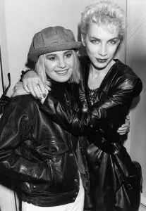 Pop singer Siobhan Fahey of the all female group Bananarama (left