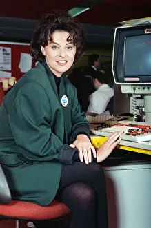 News Prints: Pop star Lisa Stansfield launches the new charity project Trading Places at the Daily