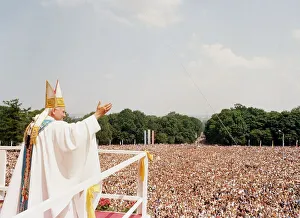 Mitre Prints: Pope John Paul II Visit to Scotland June 1982 addressing a congregation in Glasgow