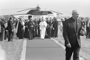 01206 Prints: Pope John Paul IIs visit to Coventry Airport for a mid-morning mass. 30th May 1982