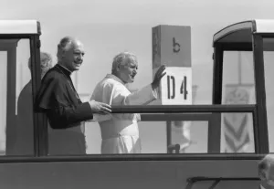 01206 Prints: Pope John Paull IIs visit to Coventry Airport for a mid-morning mass