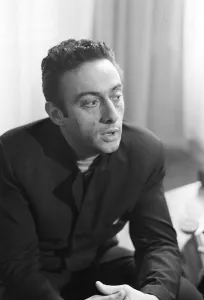 Portrait of American comedian Lenny Bruce during his visit to London