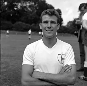 00208 Prints: Portrait of Barrie Aitchison of Tottenham Hostpur August 1961