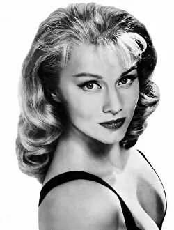 00140 Collection: Portrait of Linda Christian March 1962