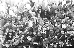 00396 Prints: Premier of A Hard Days Night, crowds gather to catch sight of