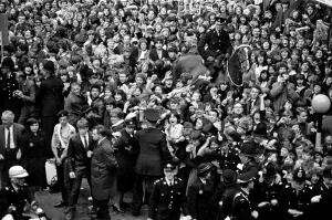 00396 Prints: Premier of A Hard Days Night, crowds gather to catch sight of