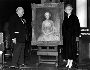 00362 Prints: The presentation of Lady Churchills portrait to the Prime Minister