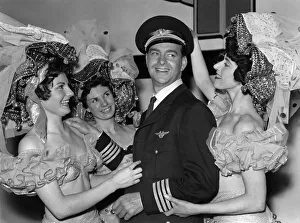 00053 Prints: Presenting SAS - a musical sales show (scandinavian airlines system)