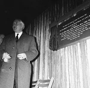 01071 Prints: Prime Minister Harold Wilson (1916 - 1995) unveils a plaque to Ellen Cicely Wilkinson
