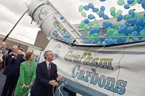 Campaigns Prints: Prime Minister John Major and his wife Norma visiting Grafham Water Processing Plant