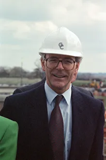01389 Prints: Prime Minister John Major and his wife Norma visiting Grafham Water Processing Plant