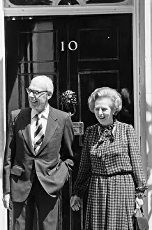 Images Dated 10th June 1983: Prime Minister Margaret Thatcher and husband Denis on the steps of 10 Downing Street