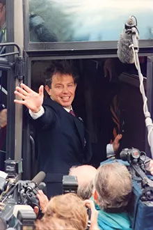 00005 Prints: Prime Minister Tony Blairs election roadshow comes to Trimdon in county Durham