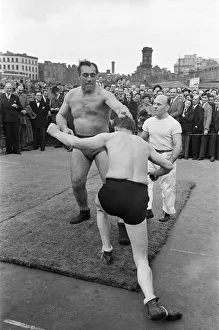 00938 Prints: Primo Carnera v Al Hayes, Open Air Training Session at Ludgate Circus Gardens, London