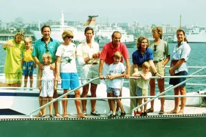Overseas Prints: Prince Charles and Diana, Princess of Wales enjoy a summer holiday in Majorca with their