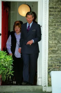 Prince Charles May 1998 Leaving Nicola Hewitt house after useing it to vist cancer