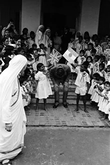 01380 Prints: Prince Charles visits Mother Teresa at her institution in Calcutta, India. December 1980