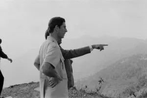 01380 Prints: Prince Charles visits, Nepal. Prince Charles looking at Dharan-Dhankuta road project