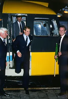 00189 Prints: Prince Edward coming out of train drivers cab November 1988