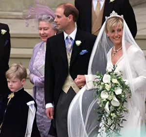 Earl Of Wessex Prints: Prince Edward Royal Wedding 1999 Edward and his bride Sophie pose on the steps