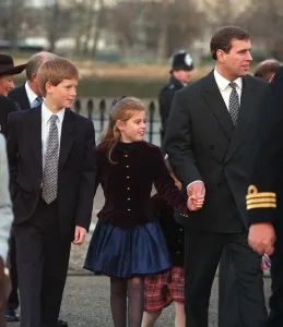 PRINCE HARRY WITH PRINCE ANDREW & PRINCESS BEATRICE AT GREENWICH FOR SPECIAL LUNCH TO