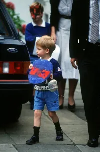 00065 Prints: Prince Harry returns to school at Chepstow Villas in Nottinghill Gate in London