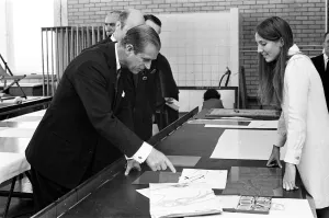01286 Prints: Prince Philip, Duke of Edinburgh visits the College of Art and Design, Coventry