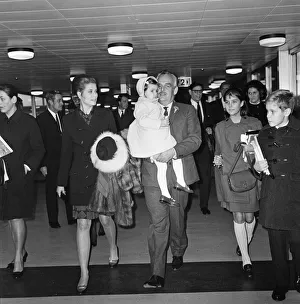 Prince Rainier III arrived at London Airport this afternoon 15 minutes before the rest of