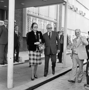01490 Prints: Prince Rainier and Princess Grace of Monaco at London Airport