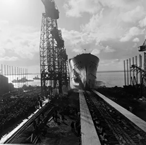 01257 Prints: Princess Alexandra launches the SS Oriana ship at Barrow-in-Furness, Cumbria