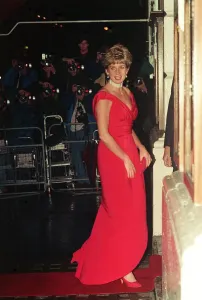 Opera Prints: Princess Diana attends a performance of Simon Boccanegra