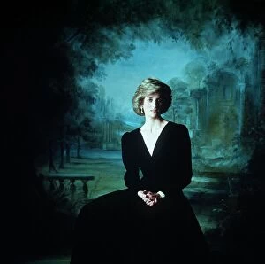 Images Dated 1st April 1985: Princess Diana portrait painting April 1985