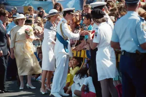 01509 Prints: Princess Diana and Prince Charles on their overseas visit to Australia for