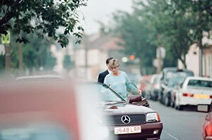 01069 Collection: Princess Diana returns to car after visiting friend Carolyn Bartholmew, former flatmate