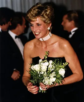 Gifts Prints: Princess Diana at the Royal film premiere of the film 1492 Conquest of Paradise