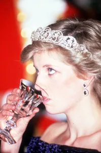 Princess Diana visits Portugal at a banquet hosted by the President at Ajuda Palace