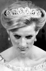 Tiara Prints: Princess Diana wearing tiara and new hair style - November 1984