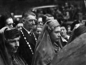 Princess Elizabeth at Mountain Ash August 1946 P004724