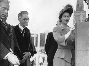 1948 Prints: Princess Elizabeth paid her first visit to Coventry today
