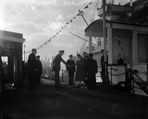 01143 Prints: Princess Elizabeth and Prince Philip in Liverpool after their return from a Royal Tour