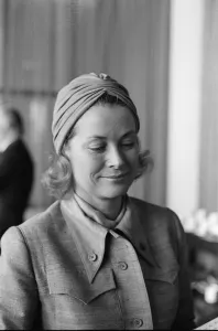 01094 Prints: Princess Grace of Monaco arrives at Dublin Airport in Ireland