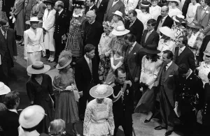 PRINCESS MARGARET, LORD LINLEY AND LADY SARAH ARMSTRONG JONES AT SARAH FERGUSON