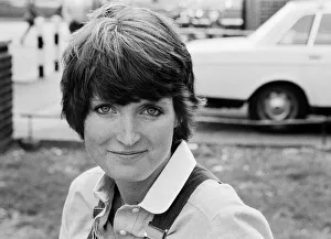00960 Prints: Prospective Labour member of Parliament Harriet Harman canvassing in Peckham